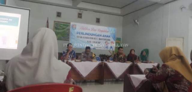 PELATIHAN PENYULUHAN TENTANG PERLINDUNGAN ANAK DI DESA KAMULYAN 