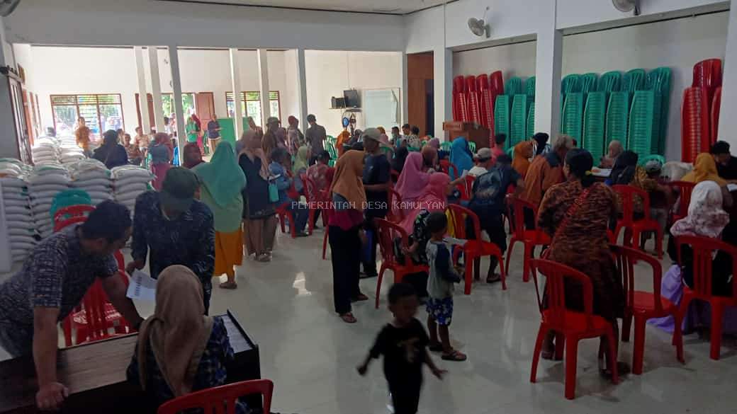 GEBYAR AKTIVITASI IKD DI DESA KAMULYAN LANGKAH MAJU MENUJU DIGITALISASI ADMINISTRASI 